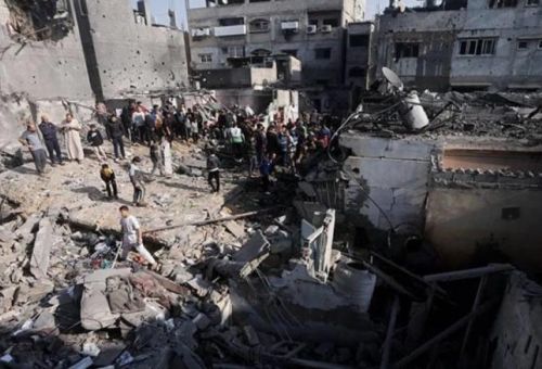 Πόλεμος στο Ισραήλ: Ισραηλινοί βομβαρδισ...